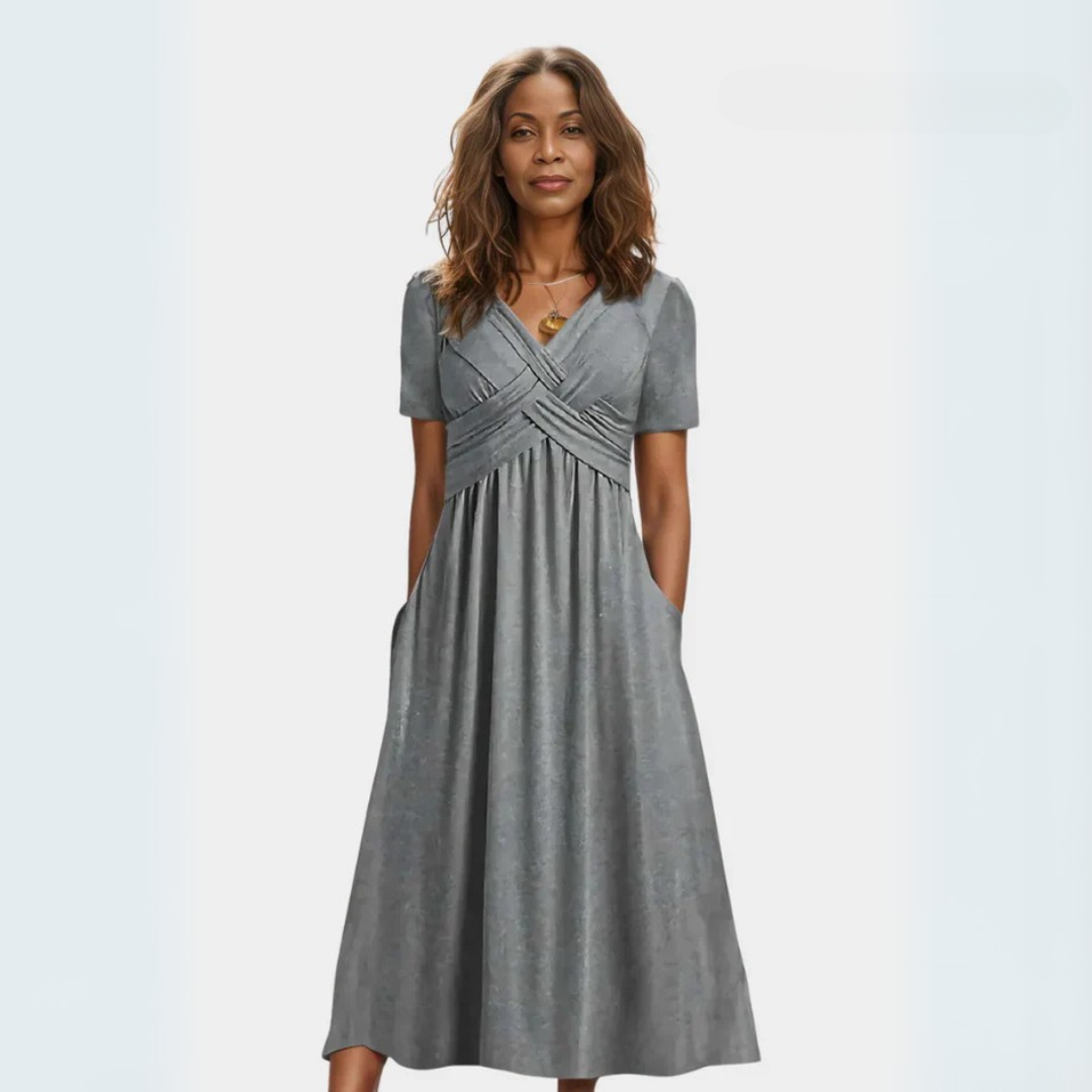 Adéla | Rochie Elegantă și Romantică