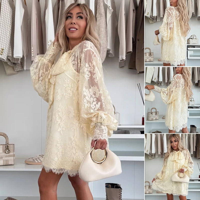 Oliva | Rochie mini cu detaliu fundiță la decolteu